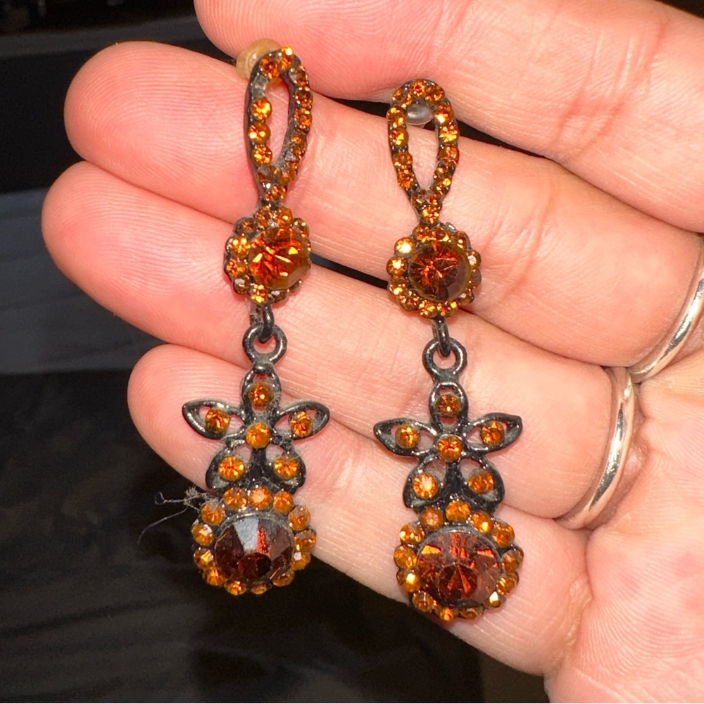 ❌SOLD❌ DROP EARRINGS